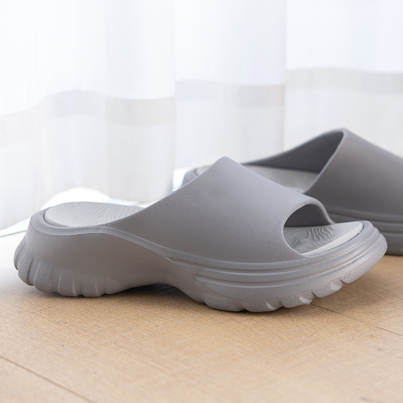 comfortable slippers for men