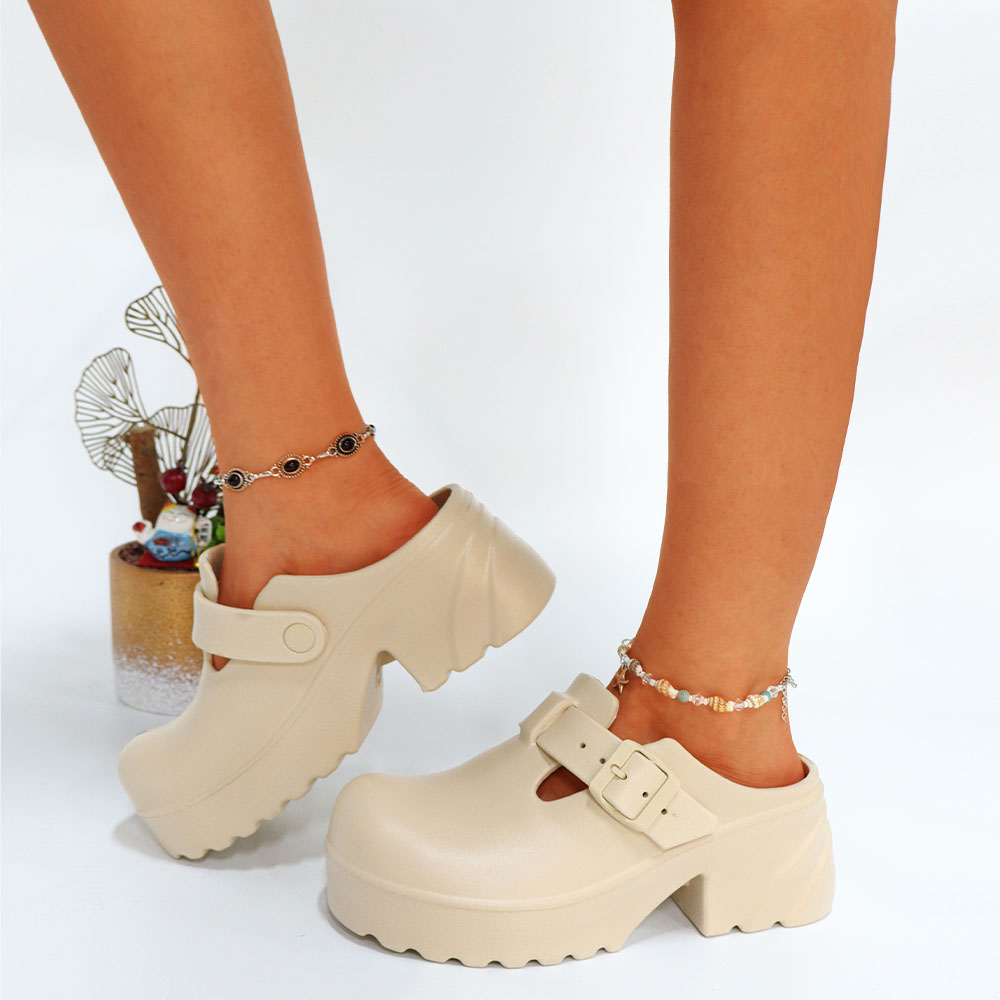 Chunky Black Clogs With Strap